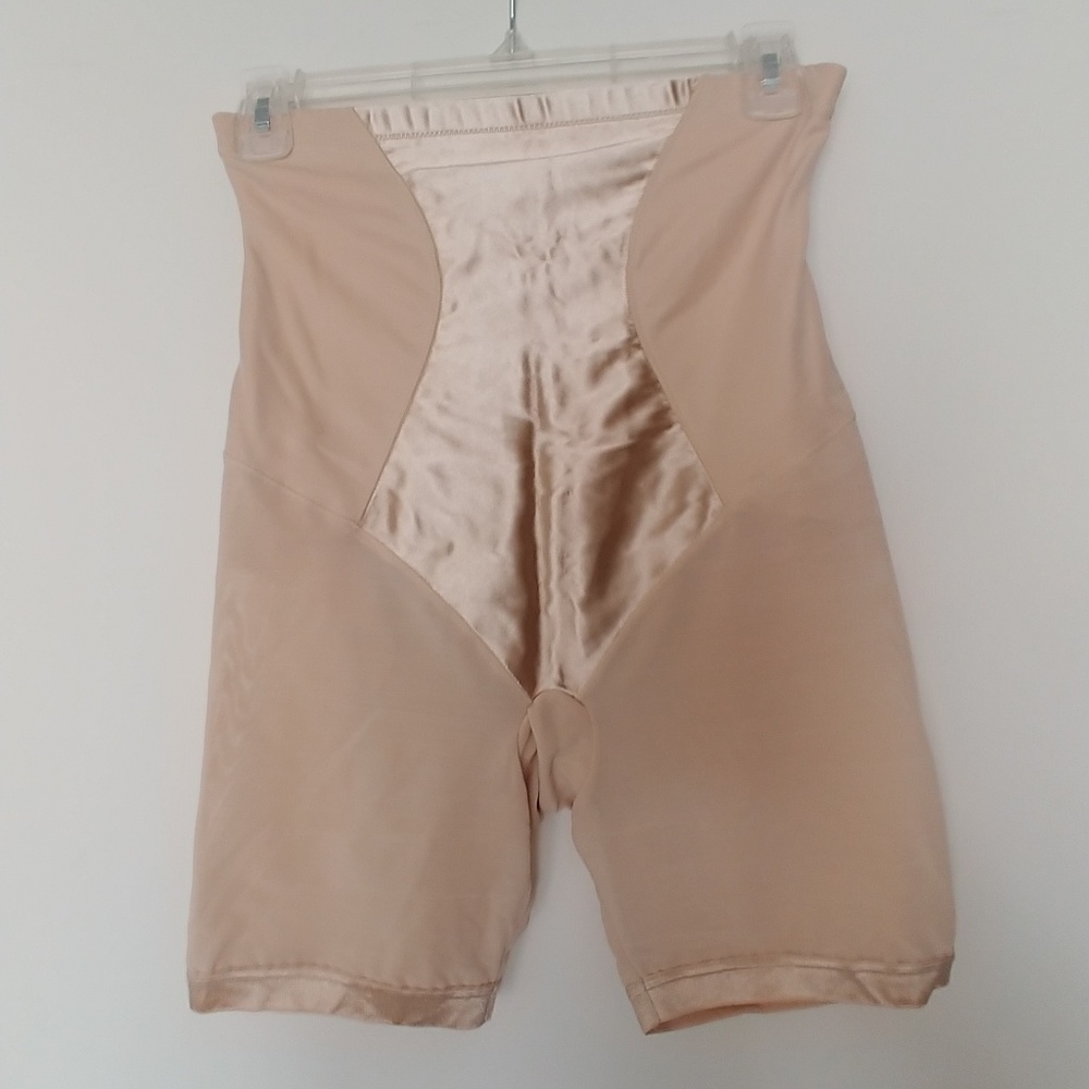 EUC Maidenform Firm High Waist Shapewear - Picture 1 of 6